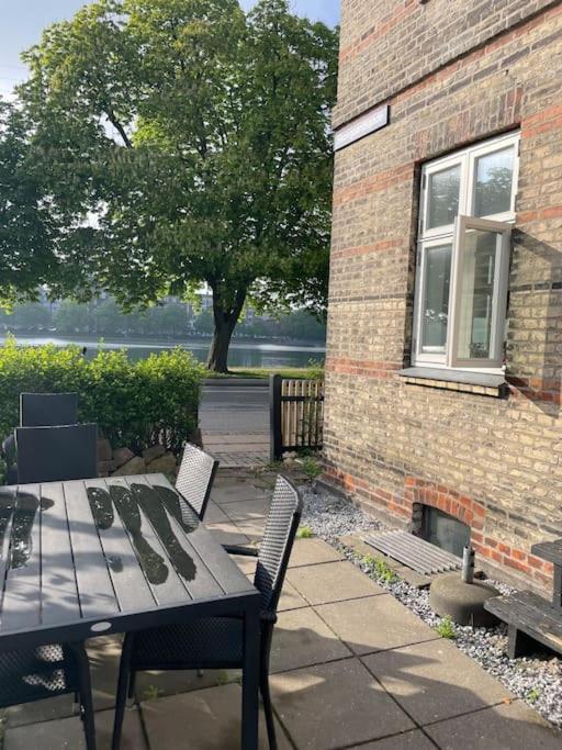 Leilighet Uniq With A Little Garden - Placed In The Heart Of Copenhagen!